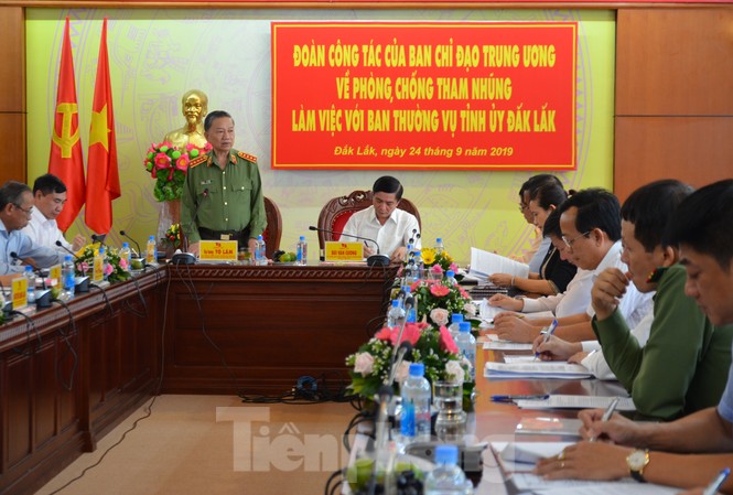 Bộ trưởng Tô Lâm dẫn đầu Đoàn kiểm tra phòng chống tham nhũng trên Tây Nguyên Bộ trưởng Tô Lâm tại buổi làm việc.