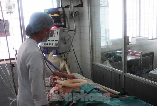 Kon Tum: Trường hợp thứ 2 tử vong do mắc sốt xuất huyết Bệnh nhân sốt xuất huyết điều trị tại Bệnh viện Kon Tum