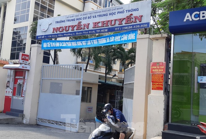 Thủ khoa, tam khoa khối B là đôi bạn rất thân Trường THCS- THPT Nguyễn Khuyến, TPHCM đang là nơi sở hữu nhiều danh hiệu thủ khoa, á khoa nhất cả nước
