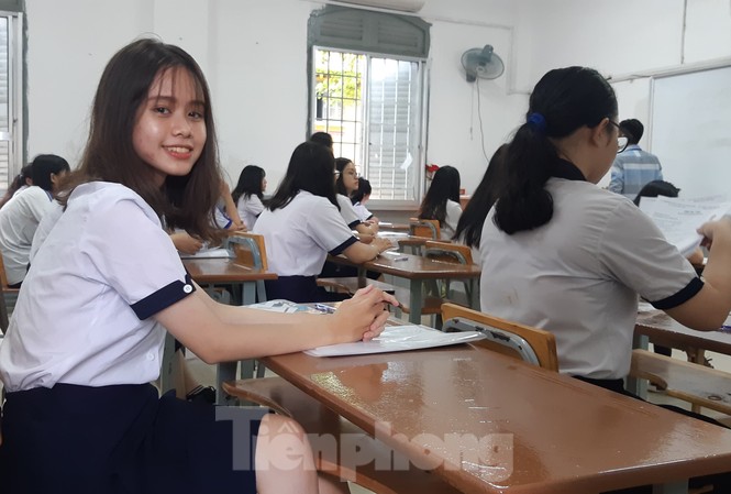 Trường ĐH Sư phạm kỹ thuật, ĐH Công nghiệp Thực phẩm TPHCM dự báo điểm xét tuyển Thí sinh dự thi THPT Quốc gia tại TPHCM