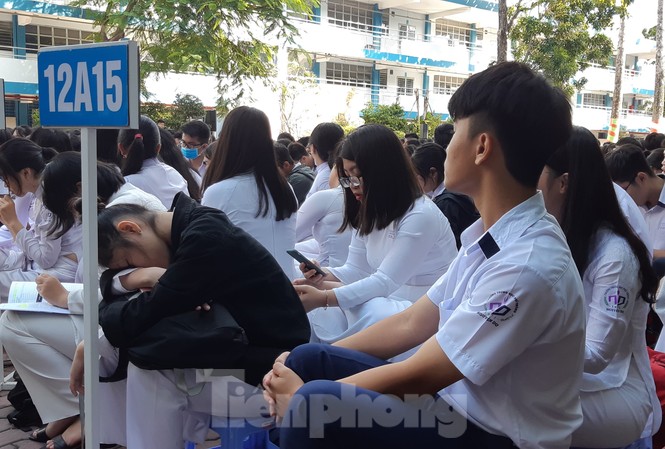 TPHCM đề xuất mỗi học sinh học thêm trong nhà trường 18 tiết/tuần TPHCM đề xuất mỗi học sinh học thêm trong nhà trường 18 tiết/tuần.