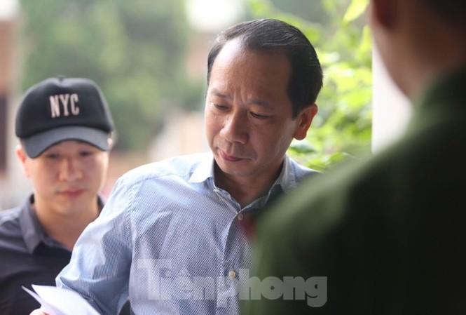 Lộ tin nhắn 'cầu cứu' Phó chủ tịch tỉnh khi bị phát hiện gian lận điểm Hà Giang Ông Trần Đức Quý tại phiên tòa sơ thẩm ngày 18/9.