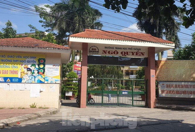 Đất học 'nóng' vì thí sinh đua nhau chọn trường THPT công lập nhóm dưới Trường PTTH Ngô Quyền năm nay có tỷ lệ "chọi" tăng đột biến - Ảnh: Hoàng Long