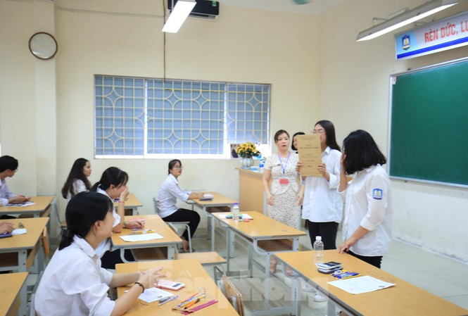Hơn 900.000 thí sinh đăng ký dự thi tốt nghiệp THPT Hơn 900.000 thí sinh đăng ký dự thi tốt nghiệp THPT