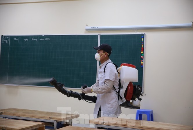 Hà Nội lên phương án triển khai khu cách ly, xây bệnh viện dã chiến Hà Nội đang quyết liệt triển khai nhiều biện pháp phòng chống dịch