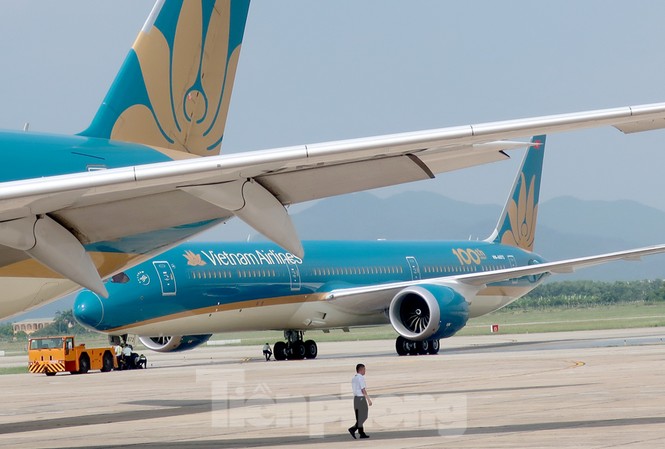 Nhận nhiều tàu bay mới, Vietnam Airlines lãi hơn 3.000 tỷ đồng Năm 2019, Vietnam Airlines chính thức chạm mốc 100 tàu bay, với lợi nhuận trước thuế hơn 3.300 tỷ đồng.
