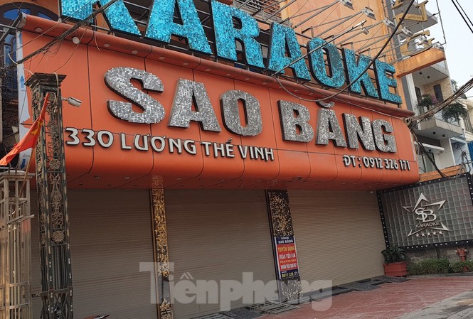 Nổ súng tại quán karaoke, 3 người thương vong Quán karaoke Sao Băng, nơi xảy ra vụ việc - Ảnh: Văn Đông