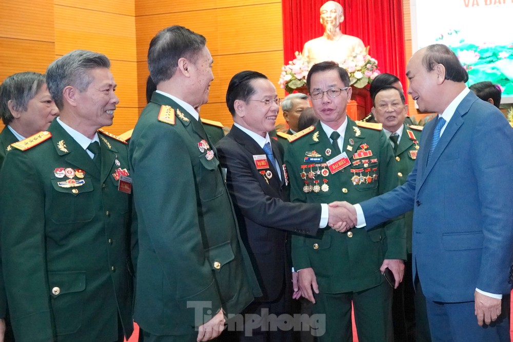 Thủ tướng Nguyễn Xuân Phúc: Cựu chiến binh là gương sáng ...