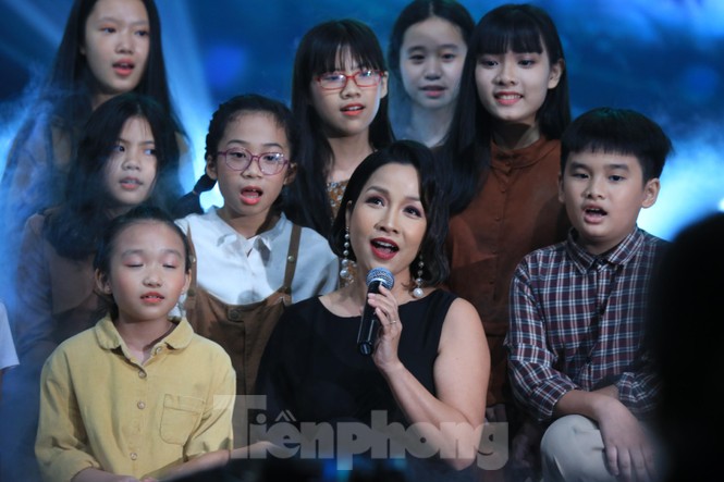 ‘Để Mị nói cho mà nghe’ phiên bản bố Sơn ‘Về nhà đi con’ và dàn nữ diễn viên hot - ảnh 10