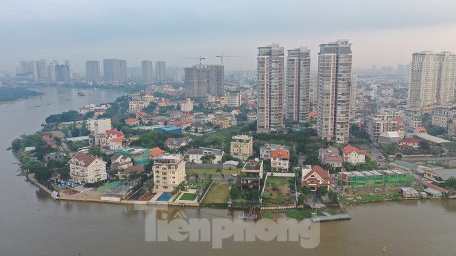 Cận cảnh biệt thự, chung cư cao cấp Thảo Điền bức tử sông Sài Gòn - ảnh 4