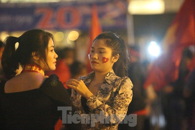 Bóng hồng Việt Nam và Thái Lan 'đọ sắc' trước đại chiến Mỹ Đình - ảnh 9