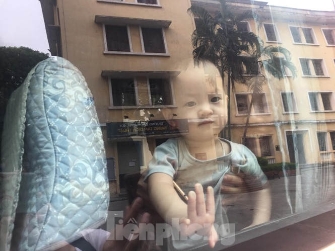 Giám thị ‘đặc biệt’ của mùa thi 2019 tại Hòa Bình - ảnh 1