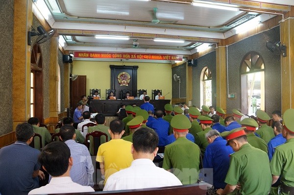 Nguyên Phó giám đốc sở ở Sơn La bị nhắc nhở vì thái độ tại tòa - ảnh 1