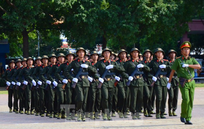 Mãn nhãn với màn võ thuật của công an tại hội thi điều lệnh - ảnh 4