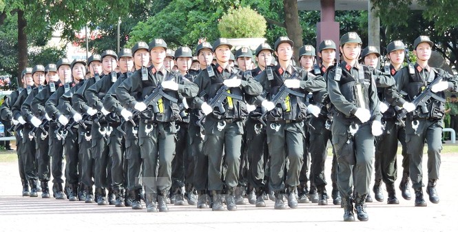 Mãn nhãn với màn võ thuật của công an tại hội thi điều lệnh - ảnh 2