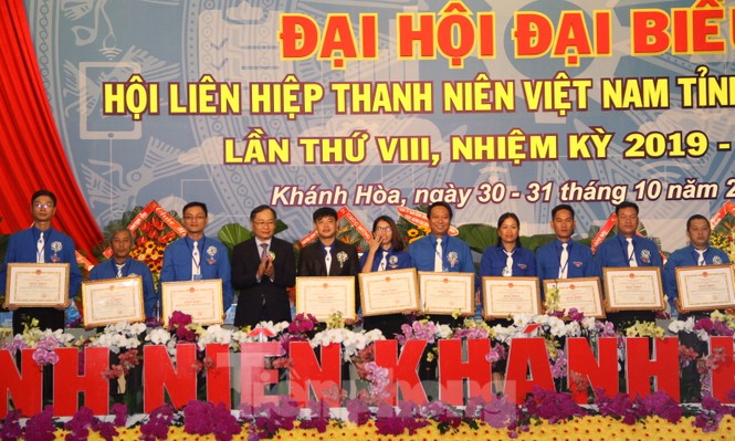 Anh Bùi Hoài Nam tái đắc cử Chủ tịch Hội LHTN Việt Nam tỉnh Khánh Hoà - ảnh 2