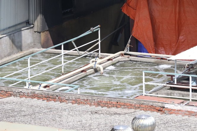 Cảnh tan hoang đổ nát bên trong nhà máy Rạng Đông sau nửa tháng xảy ra vụ cháy - ảnh 10