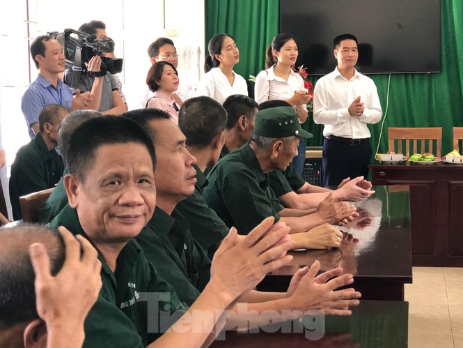Tập đoàn TNG Holdings Việt Nam trao tặng quà cho cựu Thanh niên xung phong - ảnh 10