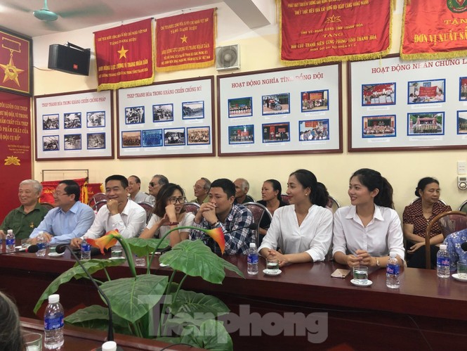 Tập đoàn TNG Holdings Việt Nam trao tặng quà cho cựu Thanh niên xung phong - ảnh 5