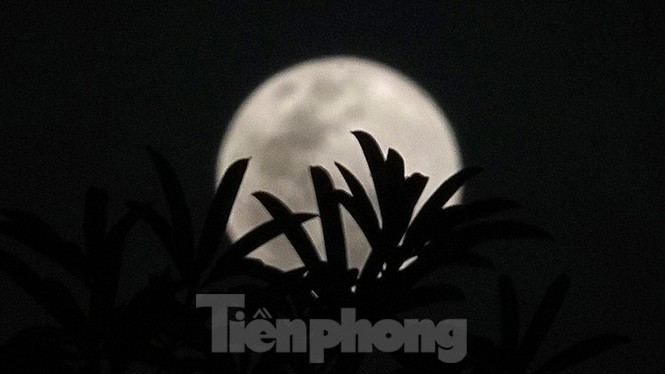 Hình ảnh đẹp khó tin về trăng rằm Tết Trung thu - ảnh 7