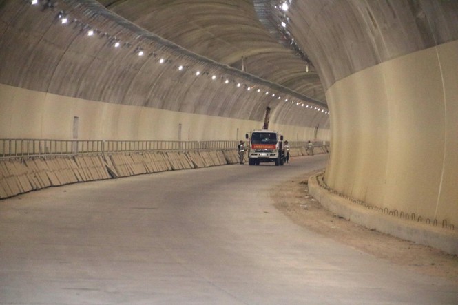 Đột kích hầm đôi gần 1.500 tỷ trên cao tốc La Sơn – Túy Loan - ảnh 5