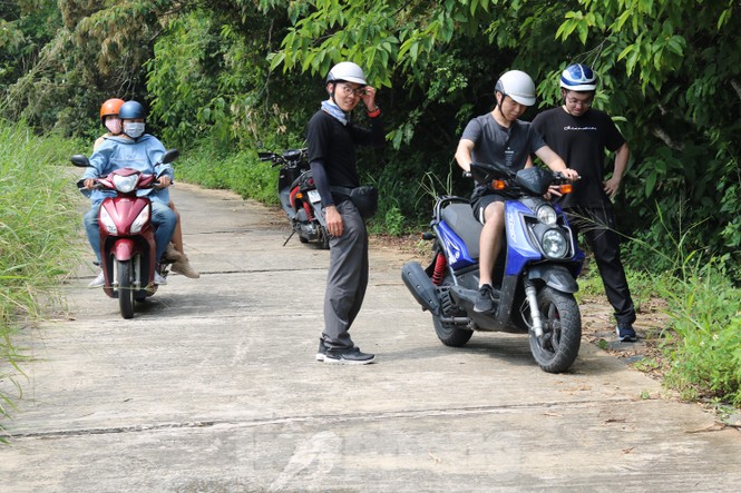 Vì sao muốn lên bán đảo Sơn Trà người dân phải đeo thẻ? - ảnh 1