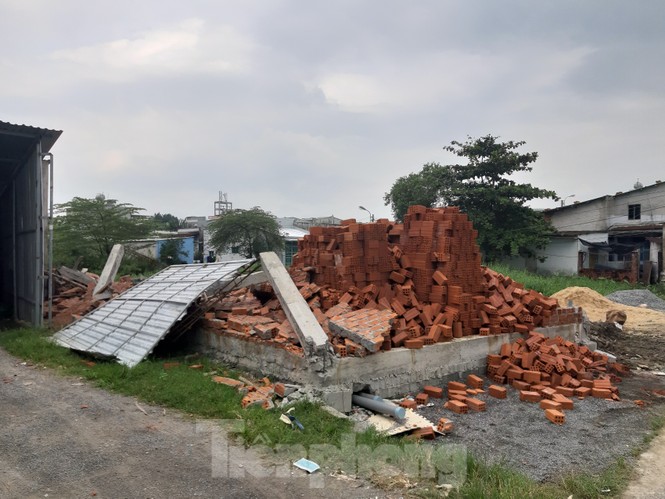 'Chiêu thức' mới xây nhà trái phép trên vùng dự án ga đường sắt Đà Nẵng - ảnh 1