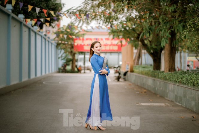 Nữ cán bộ đoàn trường ĐH Lạc Hồng là “hot girl” năng động, đam mê bóng đá - ảnh 3
