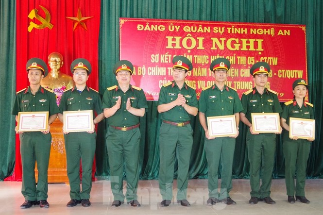Vinh danh điển hình học tập và làm theo Bác - ảnh 4