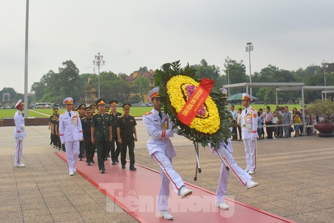 Sĩ quan trẻ Việt - Lào hội đàm tại Hà Nội - ảnh 2