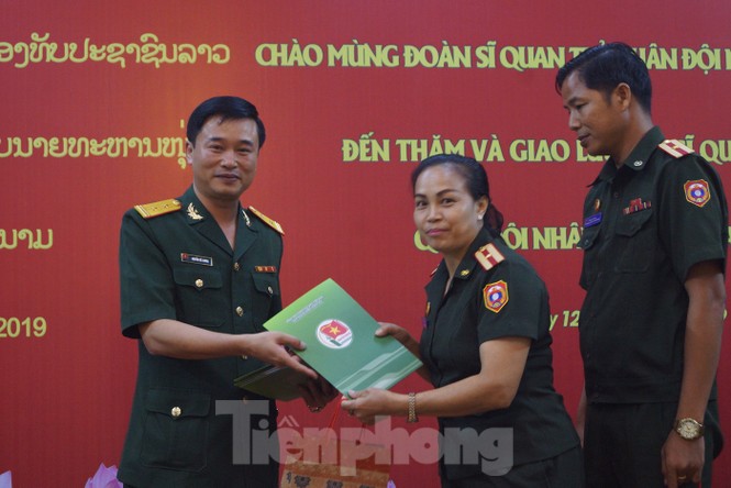 Sĩ quan trẻ Việt - Lào hội đàm tại Hà Nội - ảnh 5