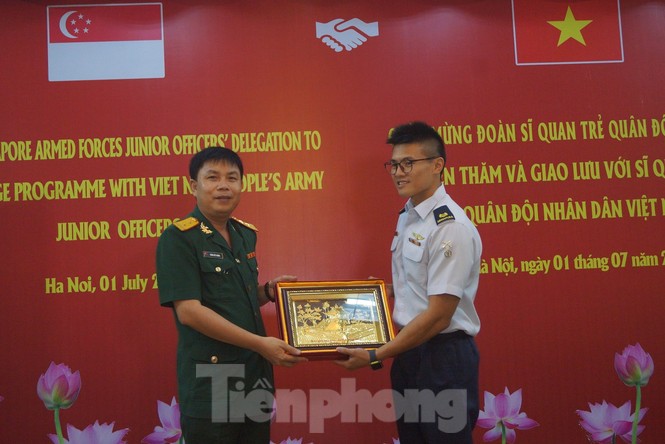 Sĩ quan trẻ Việt Nam - Singapore tăng cơ hội hiểu biết lẫn nhau - ảnh 4
