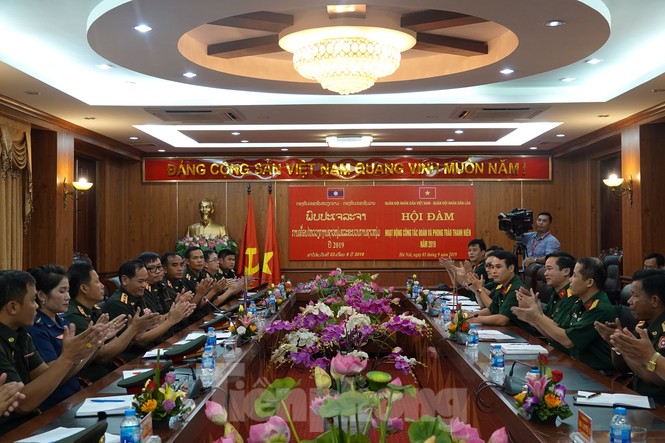 Sĩ quan trẻ Lào tới Việt Nam hội đàm và tập huấn công tác Đoàn - ảnh 1