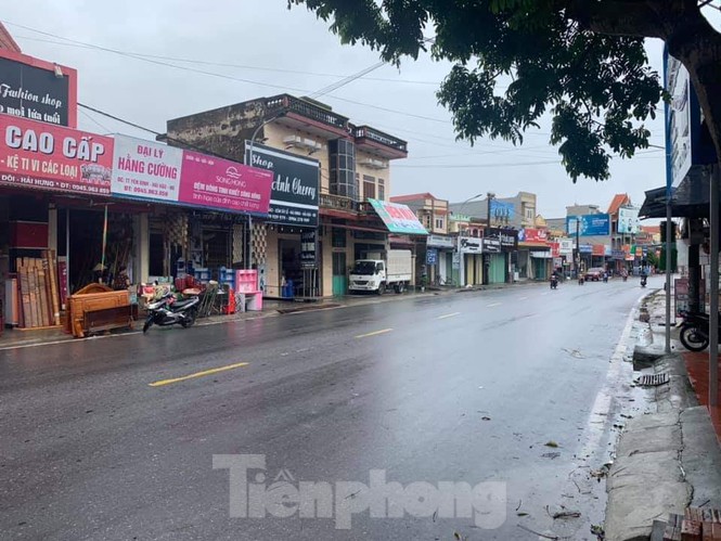 Bão tan, người dân Nam Định và Thái Bình thở phào - ảnh 4