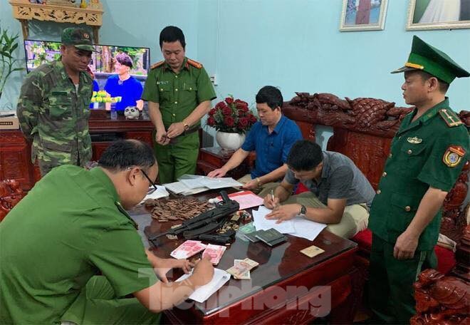 Triệt phá đường dây buôn bán trên 100 bánh ma túy - ảnh 1