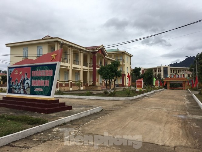 Trắng đêm cùng đội ngũ