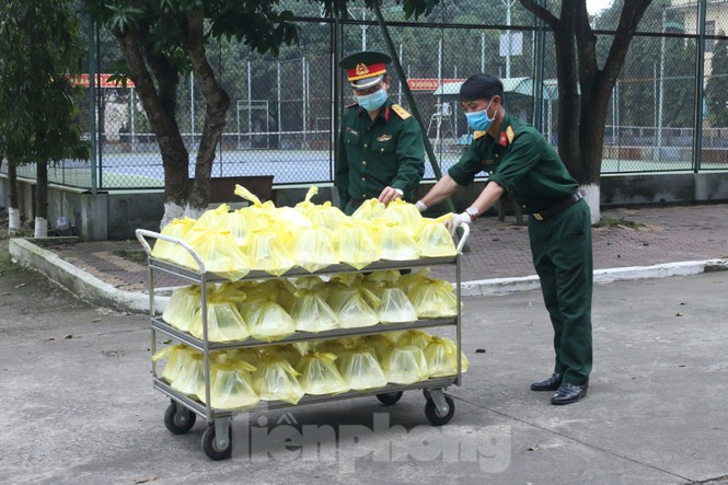 Mục sở thị trong 2 khu cách ly tập trung tại tỉnh Nghệ An - ảnh 8