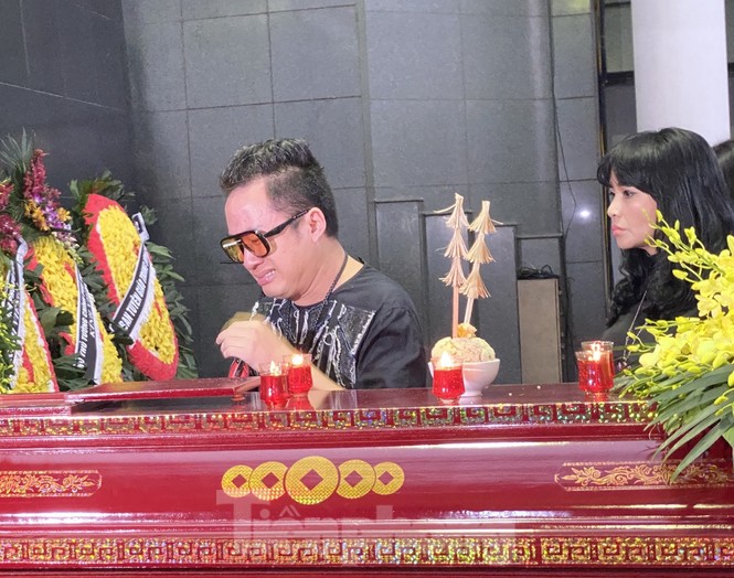 Nghẹn ngào tiễn đưa nhạc sĩ Phó Đức Phương về ‘đỉnh Phù Vân’ - ảnh 8