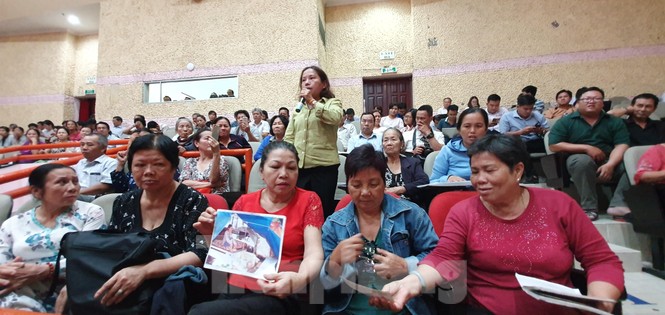 Dân Thủ Thiêm chất vấn bà Nguyễn Thị Quyết Tâm 'đã làm gì trong 2 nhiệm kỳ qua' - ảnh 4