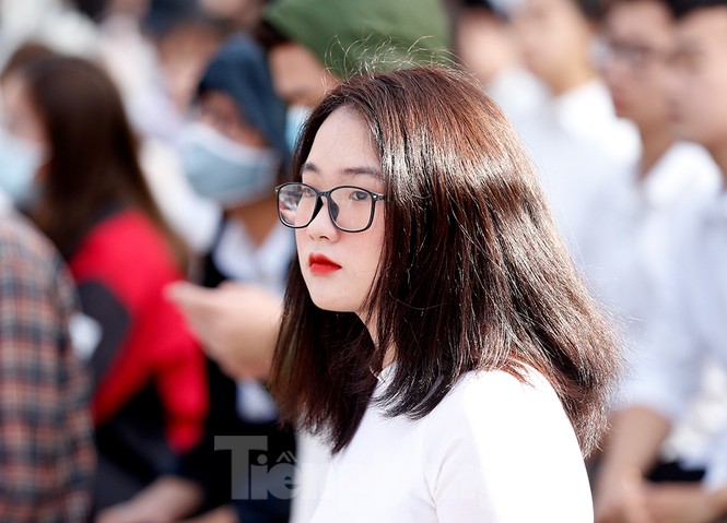 Lễ khai giảng rạng ngời và bài học lòng yêu thương dành cho tân sinh viên sư phạm - ảnh 6