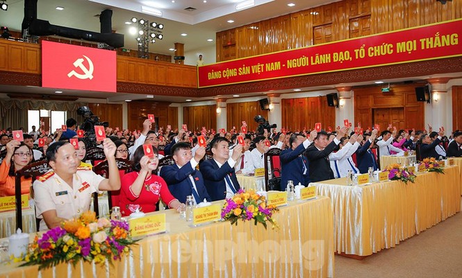 Bầu 15 người tham gia Đoàn Chủ tịch Đại hội Đảng bộ tỉnh Yên Bái - ảnh 5