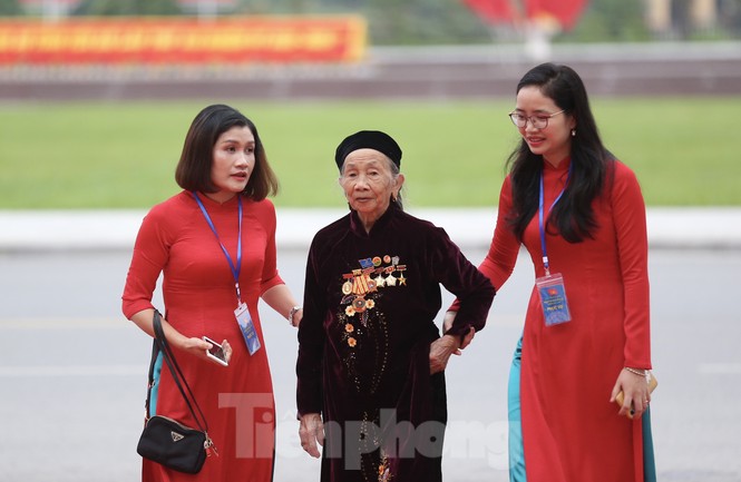Thường trực Ban Bí thư Trần Quốc Vượng dự Đại hội Đảng bộ Yên Bái - ảnh 9