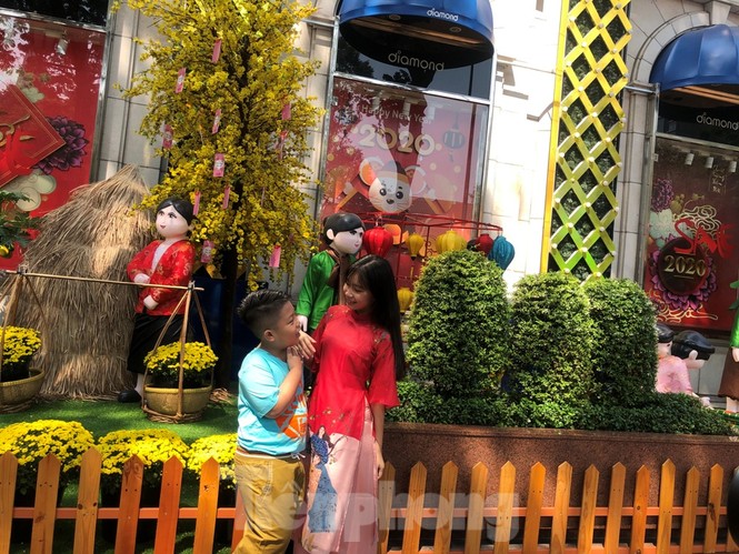 Tan hoang tiểu cảnh trang trí ở phố ông đồ - ảnh 16