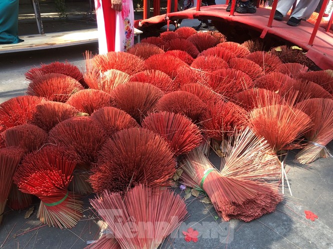 Tan hoang tiểu cảnh trang trí ở phố ông đồ - ảnh 8