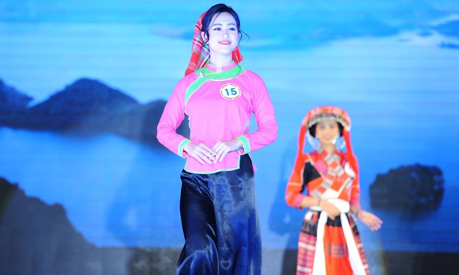 Ngắm thiếu nữ Lào Cai khoe sắc với trang phục dân tộc - ảnh 5