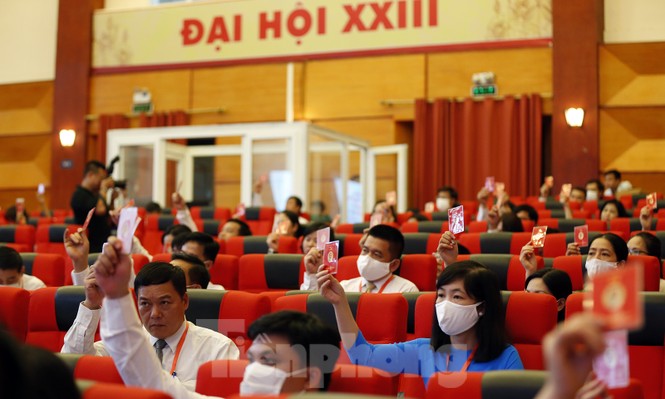 Bầu 25 đồng chí vào Ban Chấp hành Đảng bộ T.Ư Đoàn nhiệm kỳ 2020 - 2025 - ảnh 5