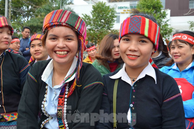 Sắc màu Chủ nhật Đỏ ở Krông Pắk - ảnh 7