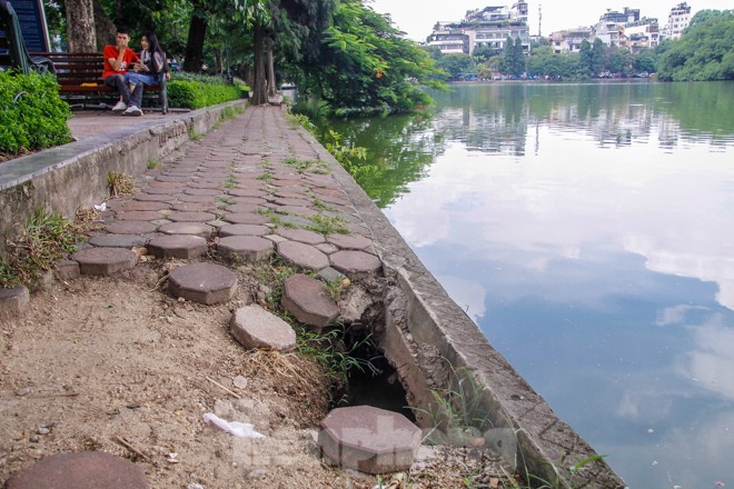 Vì sao bờ kè, đường dạo ven Hồ Gươm có nhiều điểm sụt lún? - ảnh 4