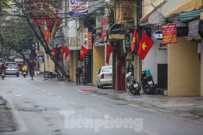 Sáng mùng 1 Tết bình yên ở Hà Nội - ảnh 10