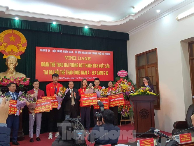 Hải Phòng “mưa” tiền thưởng cho đoàn thể thao tham dự Sea Games - ảnh 1